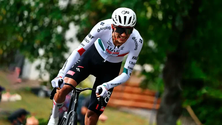 Isaac Del Toro Gana Todas las Categorías en el Tour de Alemania 2026